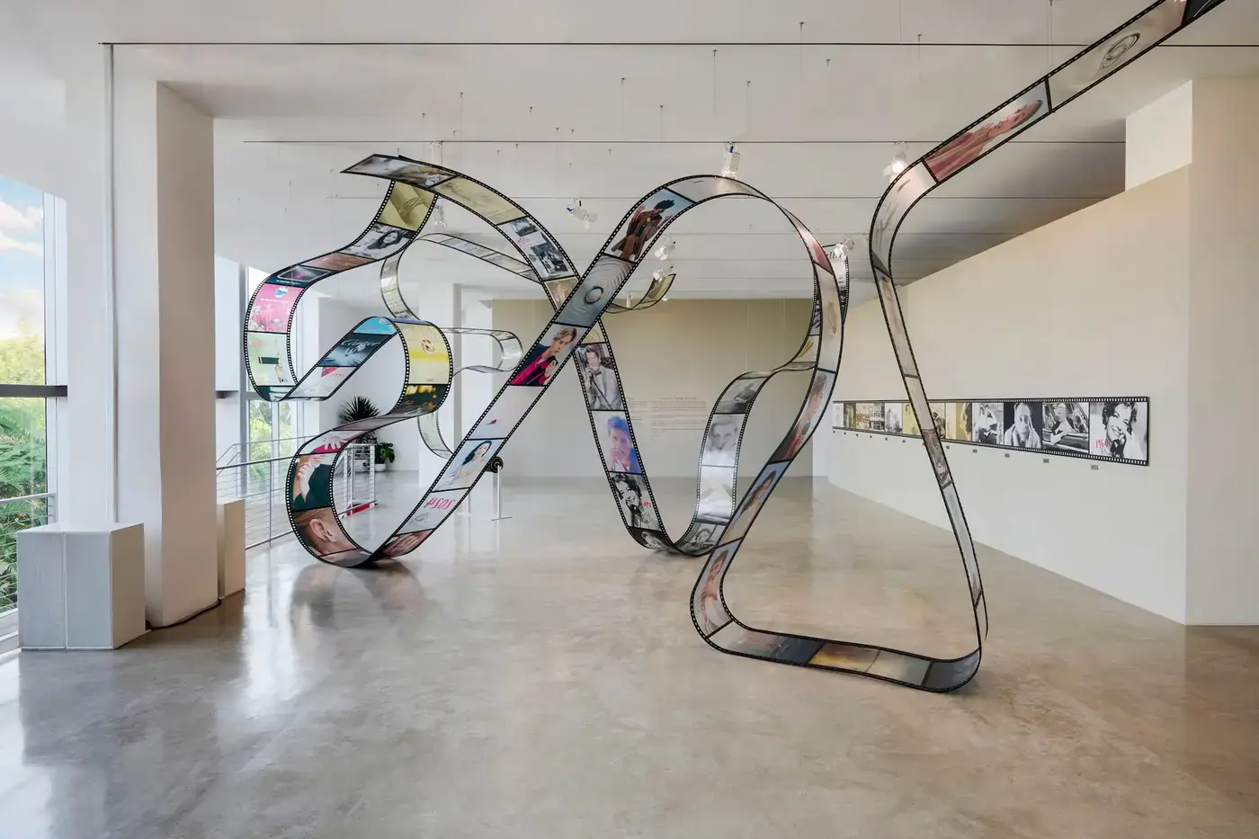 Film-strip sculpture gallery